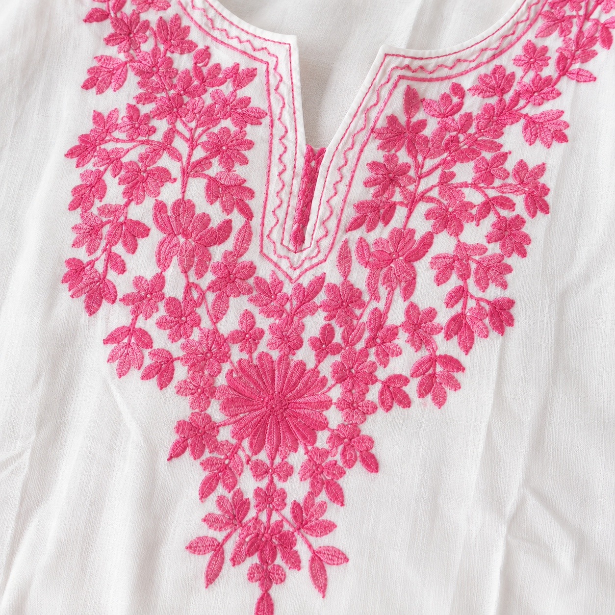 Women’s White Embroidered Straight Kurti with Pink Floral Embroidery